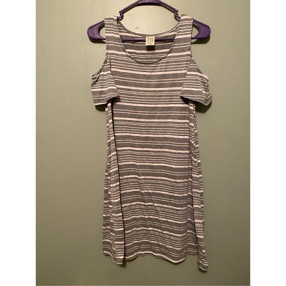 Faded Glory Gray And White Striped Cold Shoulder T-shirt Dress Size M